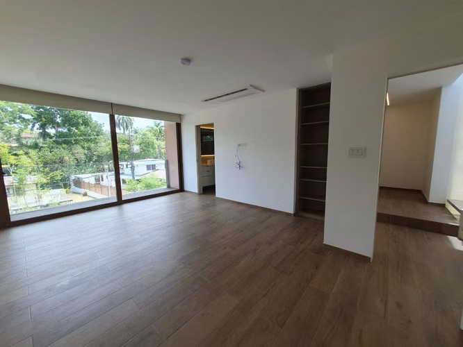 Moderno Town Houses en Clayton Heights de 3 niveles