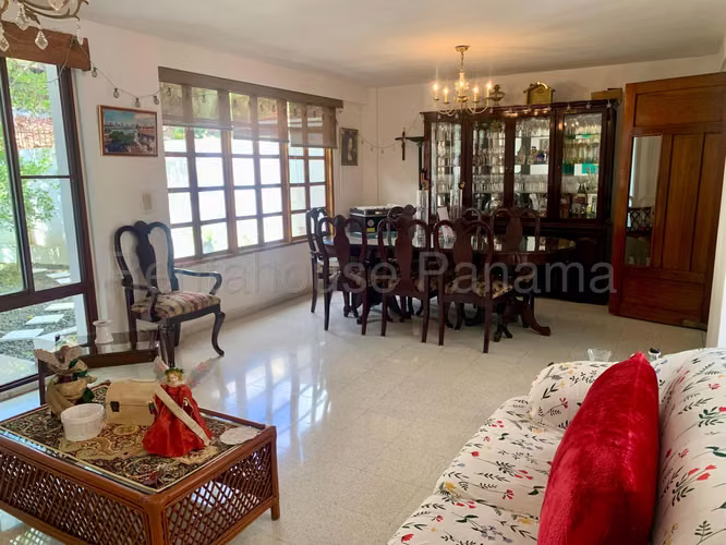 Vena de Casa en La Alameda ANL