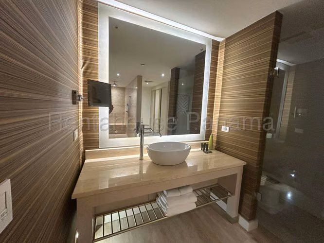 Se Alquila Apartamento en Bellavista VLU26-8001