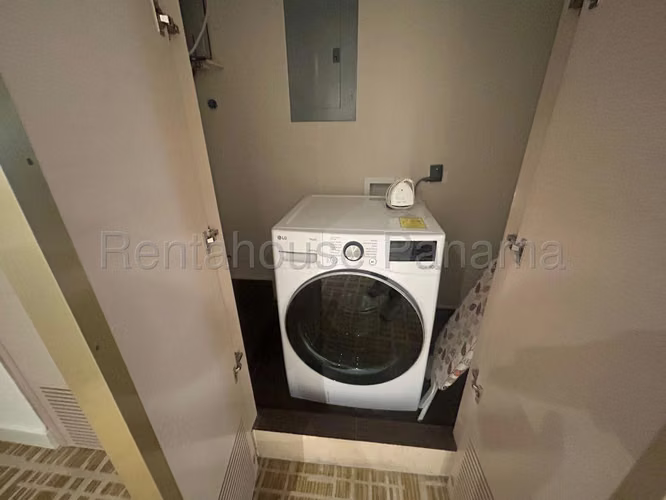 Se Alquila Apartamento en Bellavista VLU26-8001