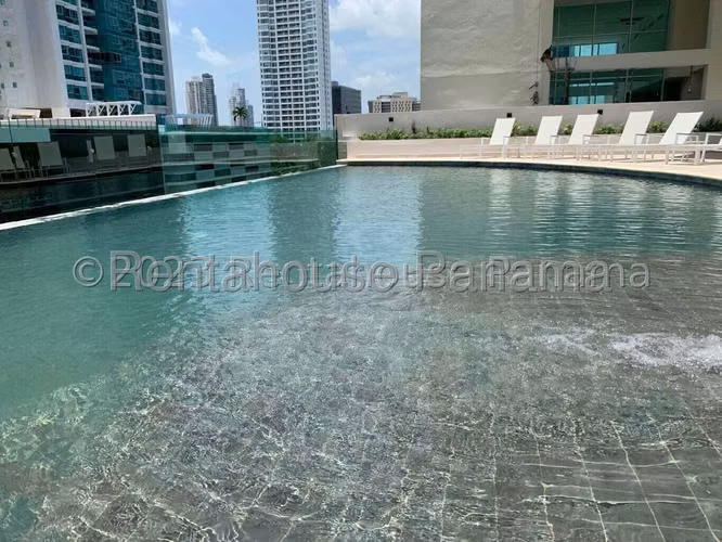 Se Alquila Apartamento en Costa del Este VLU26-8030