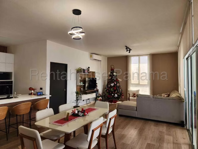 Se Vende Apartamento en San Francisco LA26-1433