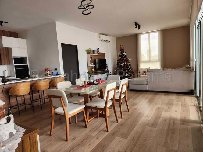 Se Vende Apartamento en San Francisco LA26-1433
