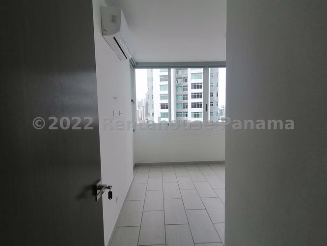 Se Vende Apartamento en San Francisco LA24-5889