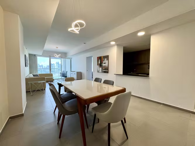 PH YACHT CLUB - AVENIDA BALBOA - FOR RENT