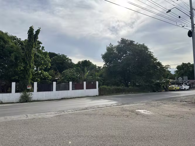 Propiedad Comercial en Esquina – Vía La Mitra, La Chorrera