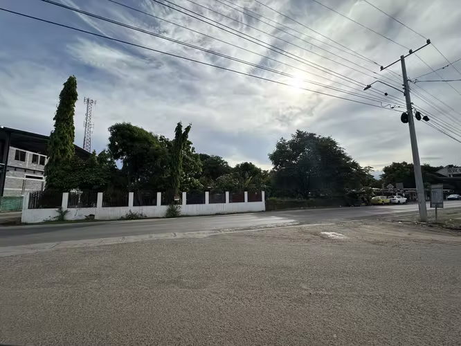 Propiedad Comercial en Esquina – Vía La Mitra, La Chorrera