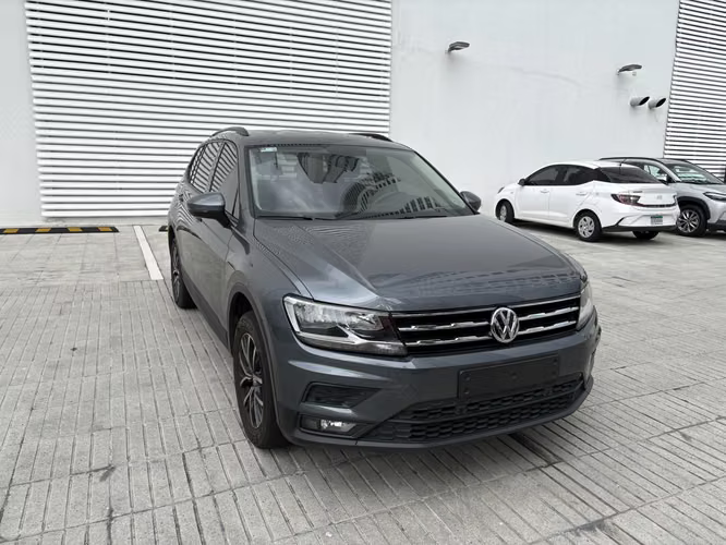 Volkswagen Tiguan 2020 - Imagen 2