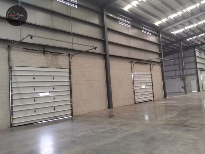 Alquilo Galeras desde 500m/Warehouses for Rent from 500m
