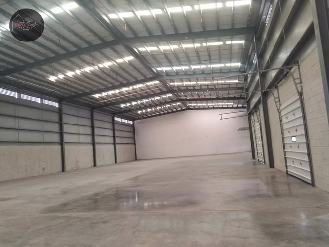 Alquilo Galeras desde 500m/Warehouses for Rent from 500m