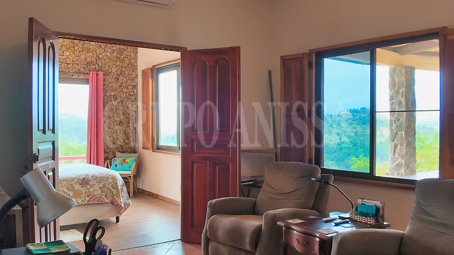 Se Vende Casa de Montaña con vista panorámica en Sorá