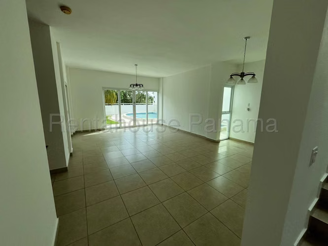 Alquiler de Casa en Altos de Panamá BDP