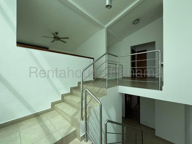 Alquiler de Casa en Altos de Panamá BDP