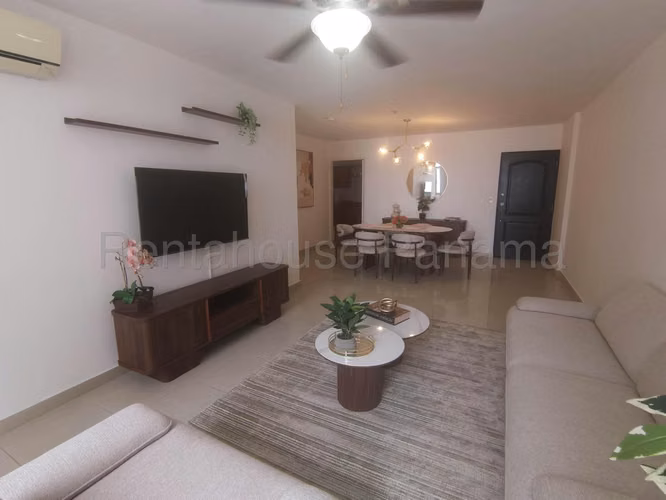 Apartamento en Alquiler en San Francisco 26*8015Mfk
