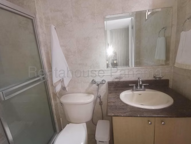 Apartamento en Alquiler en San Francisco 26*8015Mfk