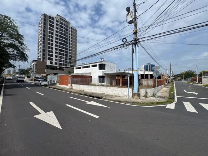 Venta de casa residencial , comercial en San Francisco