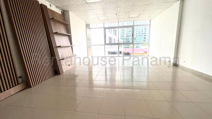 Venta de Oficicna en Bella Vista 25*8837Mfk