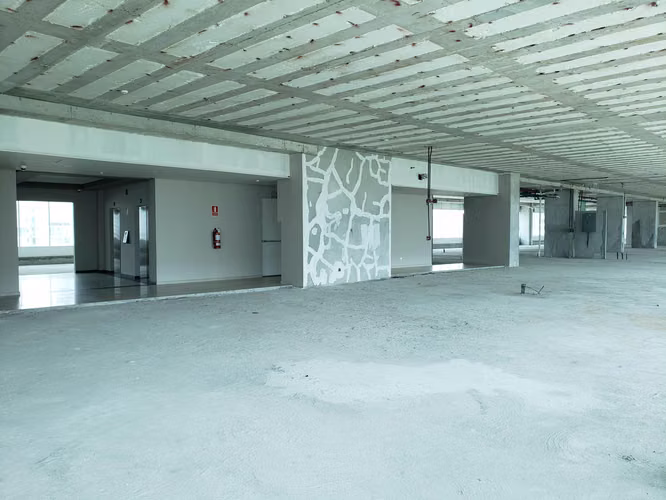 Venta de Oficina Comercial en Costa del Este Ph Plaza del Este 1413 mts PD