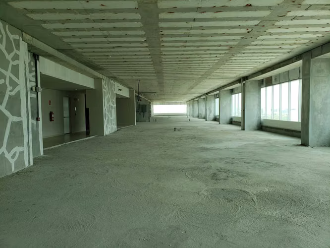 Venta de Oficina Comercial en Costa del Este Ph Plaza del Este 1413 mts PD