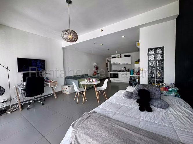 Apartamento en Venta en Bella Vista  JG