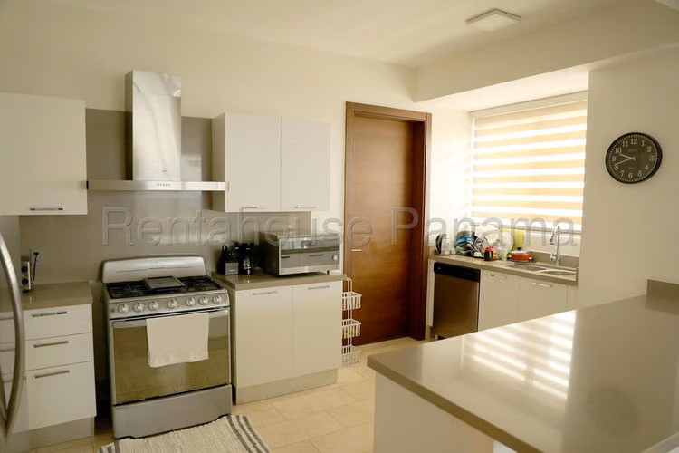 Alquiler de Apartamento en Santa Maria