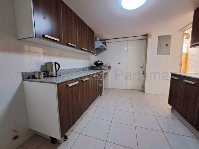 Venta de Casa en Vista Alegre Ph Playa Dorada ANL