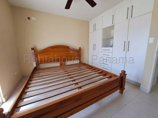 Venta de Casa en Vista Alegre Ph Playa Dorada ANL