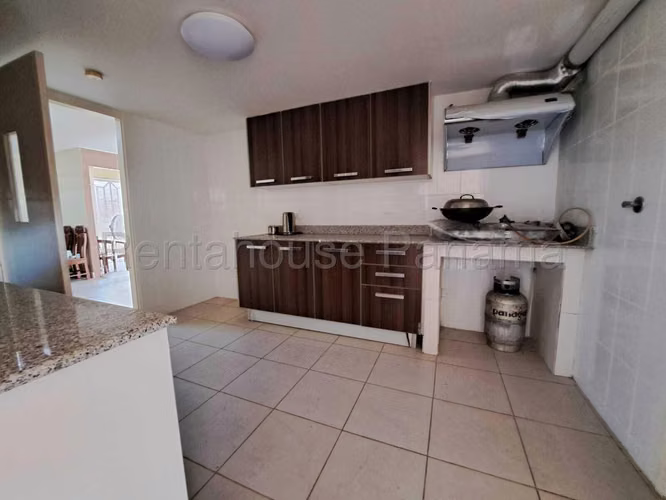 Venta de Casa en Vista Alegre Ph Playa Dorada ANL