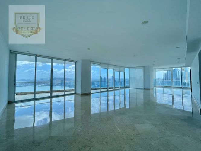 RENTA DE AMPLIO APARTAMENTO CON VISTA AL MAR, PAITILLA