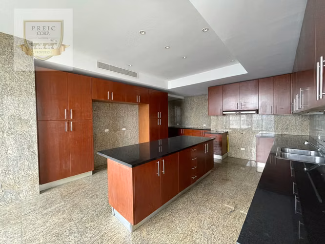 RENTA DE AMPLIO APARTAMENTO CON VISTA AL MAR, PAITILLA