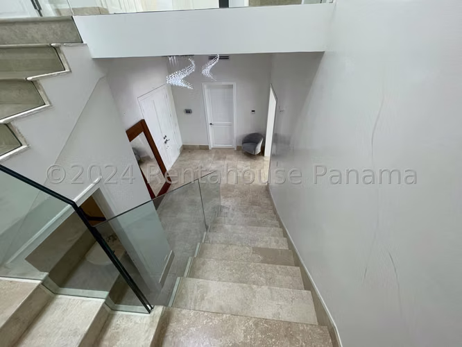 Venta de Casa en Santa Maria Ph Fairway Estate ANL