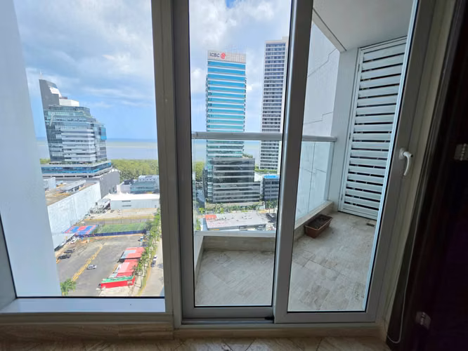 Apartamento en venta Costa del Este The Regent Vista al Mar 2 rec