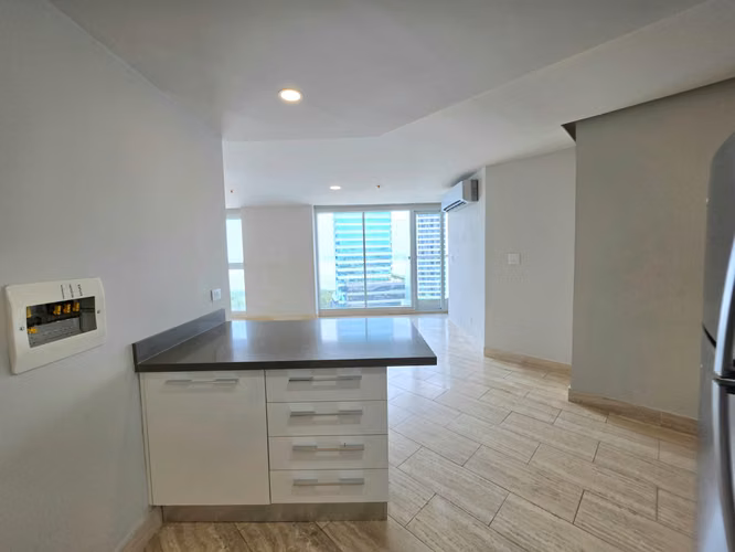 Apartamento en venta Costa del Este The Regent Vista al Mar 2 rec