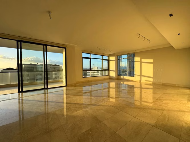 Venta de Apartamento en Santa María, PH Albatross, 339m²