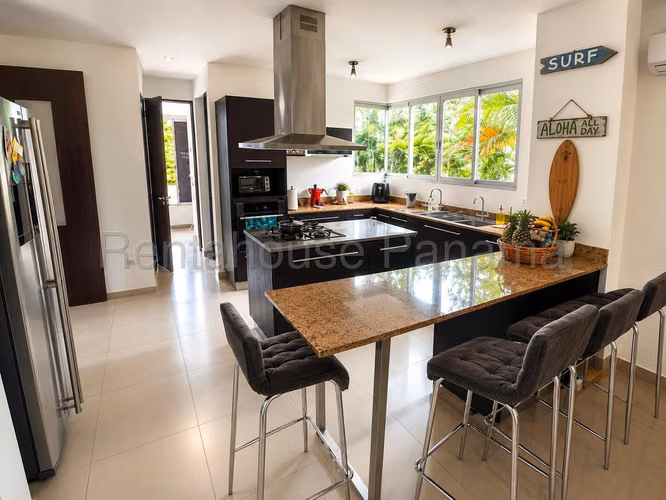 Venta de Casa en Costa Sur Villa Sur NS