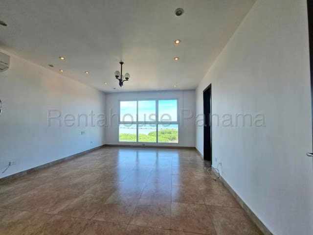 Venta Puntarenas Coco del Mar 26YCG140