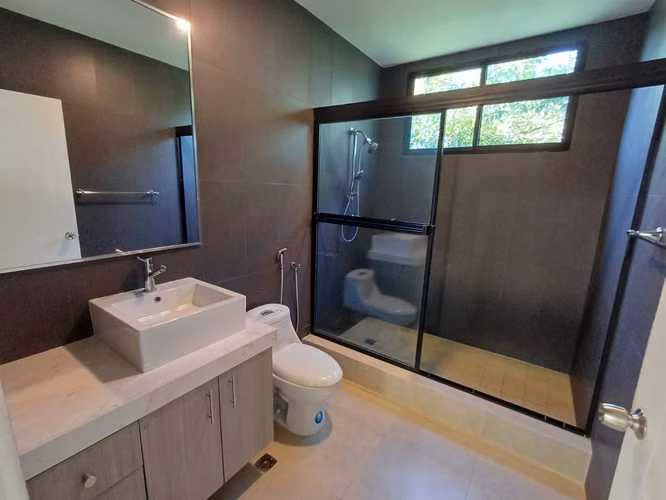 CASA ALBROOK 4 REC 4 BA cercano a Embassy Club, Clayton, Senderos, Albrook, Cardenas