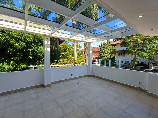 CASA ALBROOK 4 REC 4 BA cercano a Embassy Club, Clayton, Senderos, Albrook, Cardenas