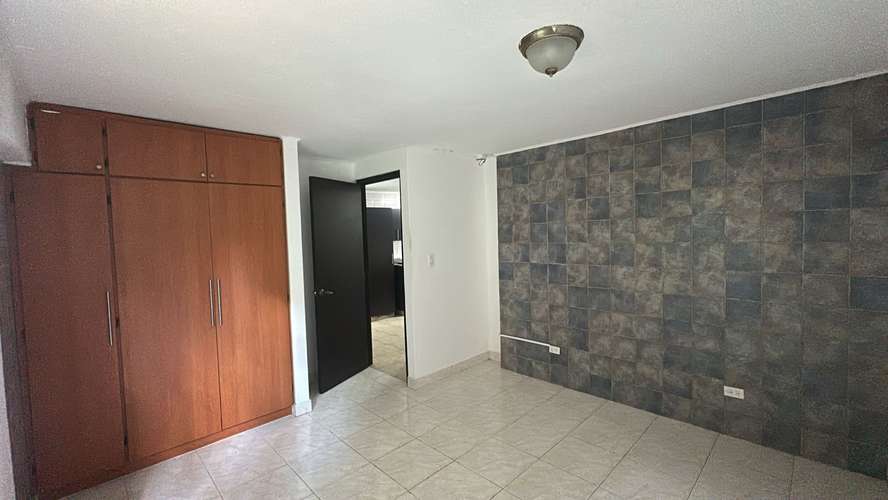 LA LOCERIA - APARTAMENTO DE 2 RECAMARAS RECIÉN REMODELADO $550