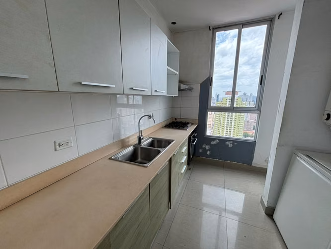 VENTA APARTAMENTO EN EL CARMEN PH RAINBOW