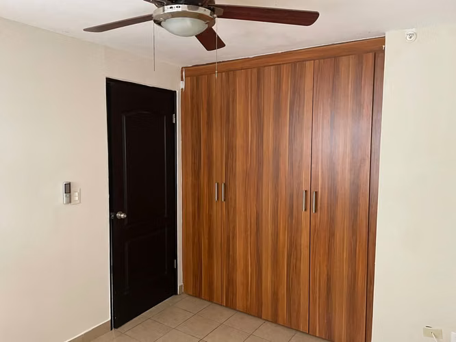 SE VENDE APARTAMENTO PH PARQUE LEFEVRE SKY