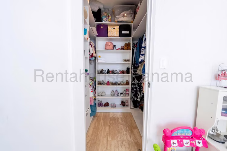 Se Vende Apartamento en Paitilla MDV26-6149