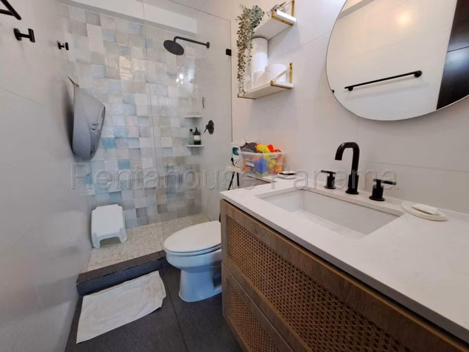 Venta de apartamento en Condado del Rey AK
