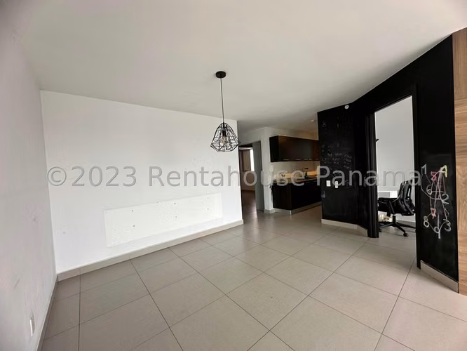 Venta de apartamento en Altos del Golf AK