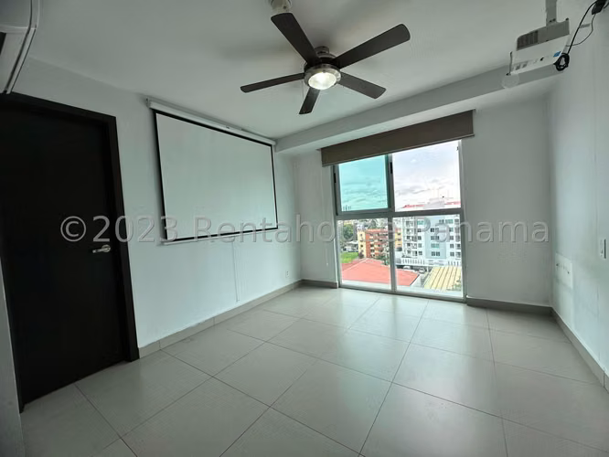 Venta de apartamento en Altos del Golf AK