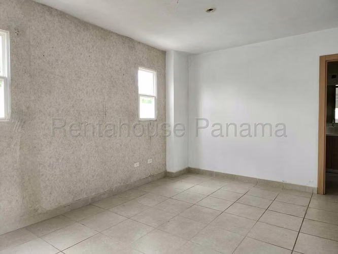 Se Vende Casa en Brisas Del Golf MDV26-6744
