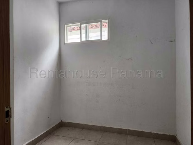 Se Vende Casa en Brisas Del Golf MDV26-6744