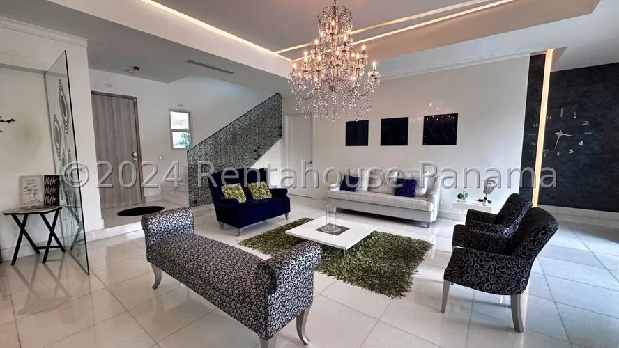 House for Rent in Santa Maria 26*4777Mfk