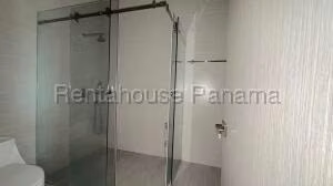 Venta de Aapartamento con 125m2 en Costa Sur PH Costamare 26-8045SR