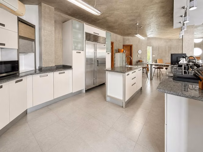 Venta de Residencia Moderna en Coronado